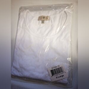 Women's XL tee